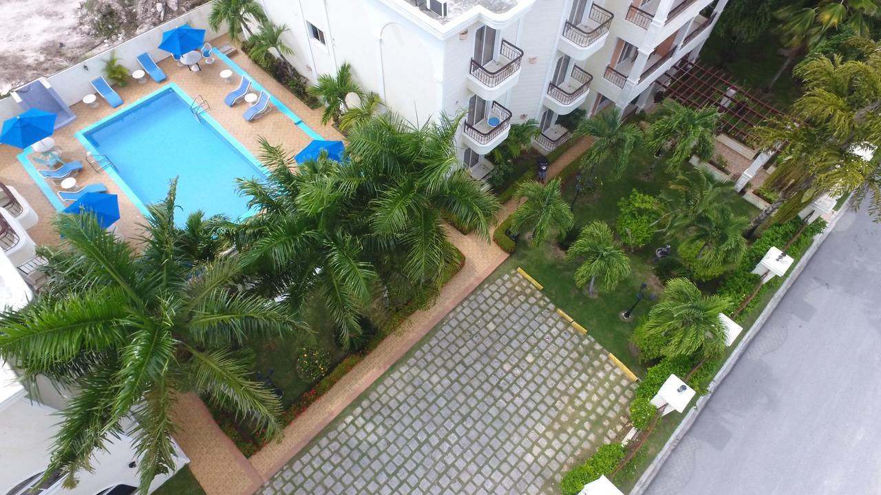 Hotel Dominicana Plus Баваро Экстерьер фото